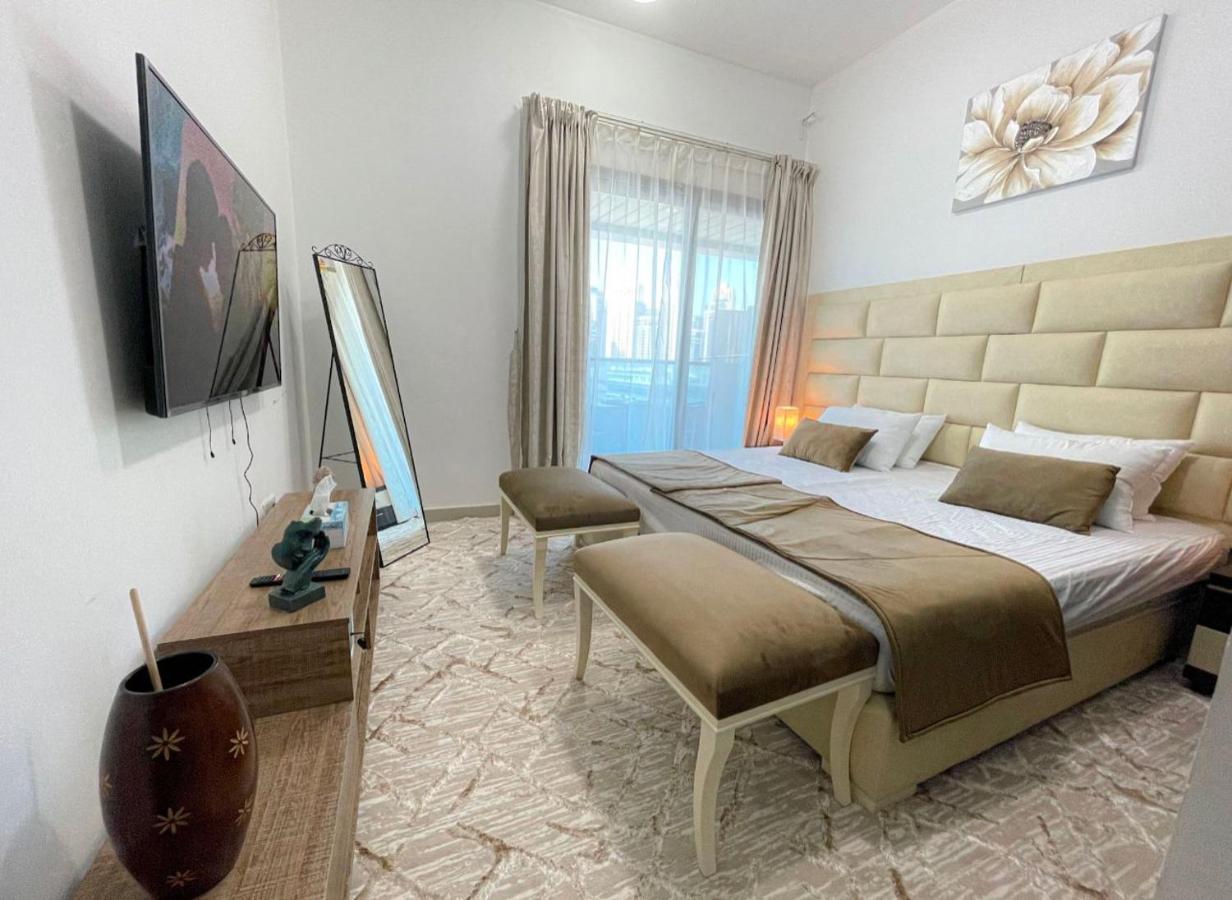 Private Gorgeous Room With Marina View With Shared Kitchen In Shared Apartment Dubai Buitenkant foto