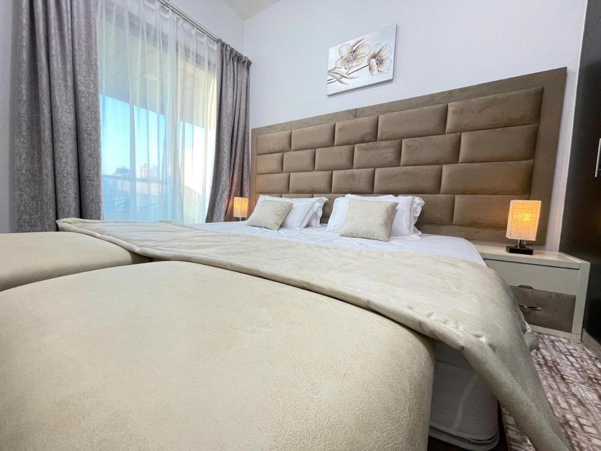 Private Gorgeous Room With Marina View With Shared Kitchen In Shared Apartment Dubai Buitenkant foto
