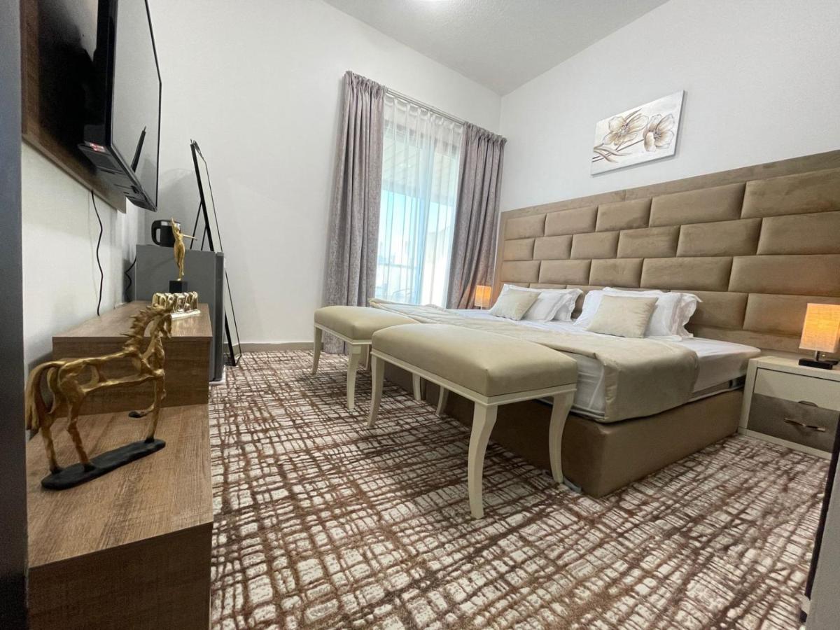 Private Gorgeous Room With Marina View With Shared Kitchen In Shared Apartment Dubai Buitenkant foto