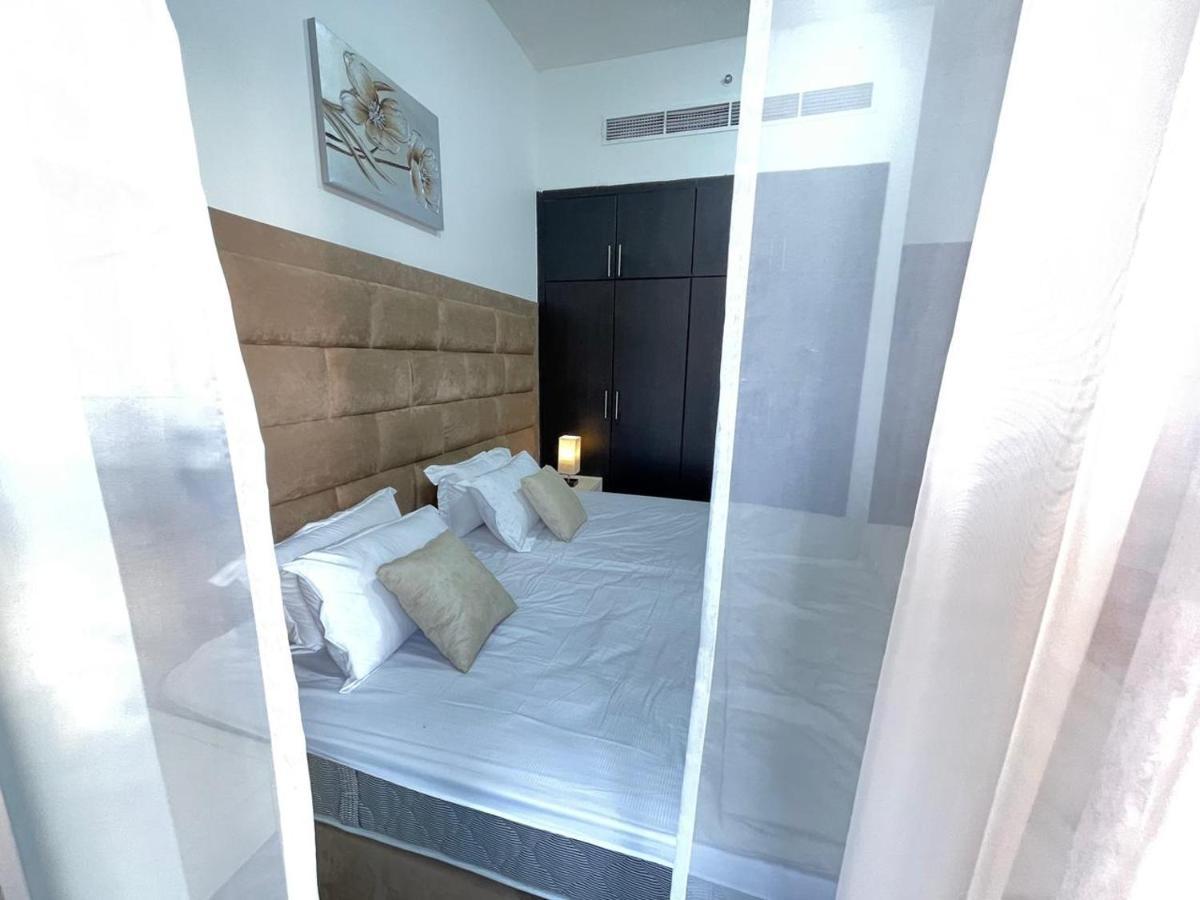 Private Gorgeous Room With Marina View With Shared Kitchen In Shared Apartment Dubai Buitenkant foto