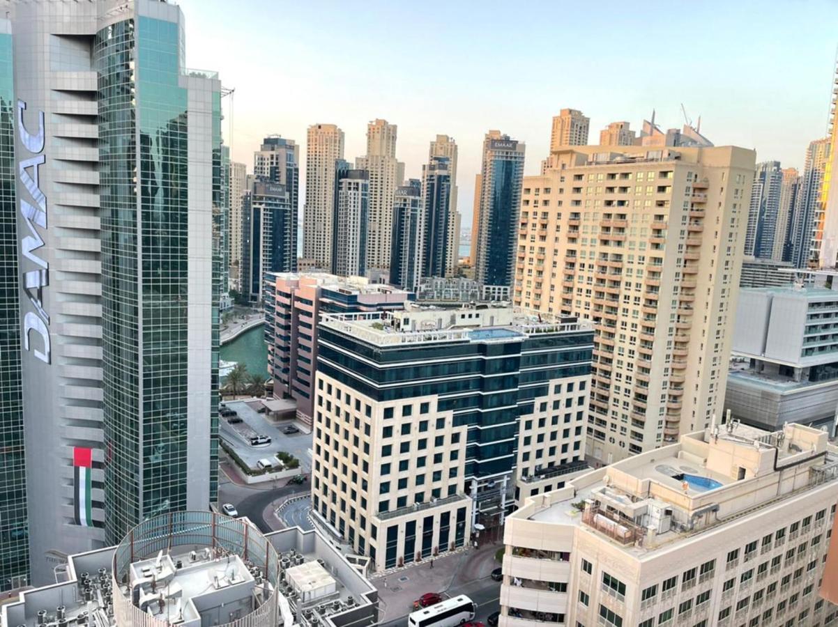 Private Gorgeous Room With Marina View With Shared Kitchen In Shared Apartment Dubai Buitenkant foto