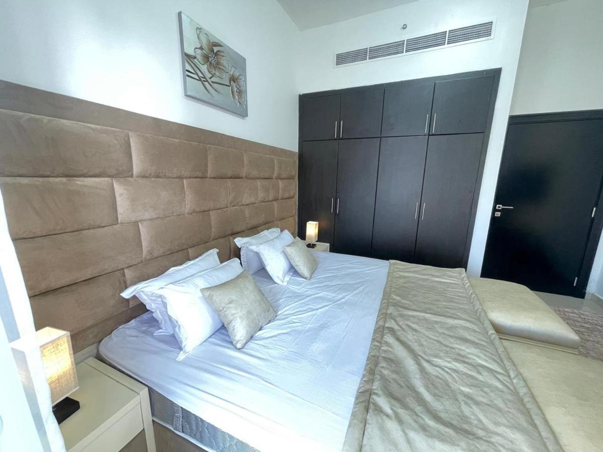 Private Gorgeous Room With Marina View With Shared Kitchen In Shared Apartment Dubai Buitenkant foto