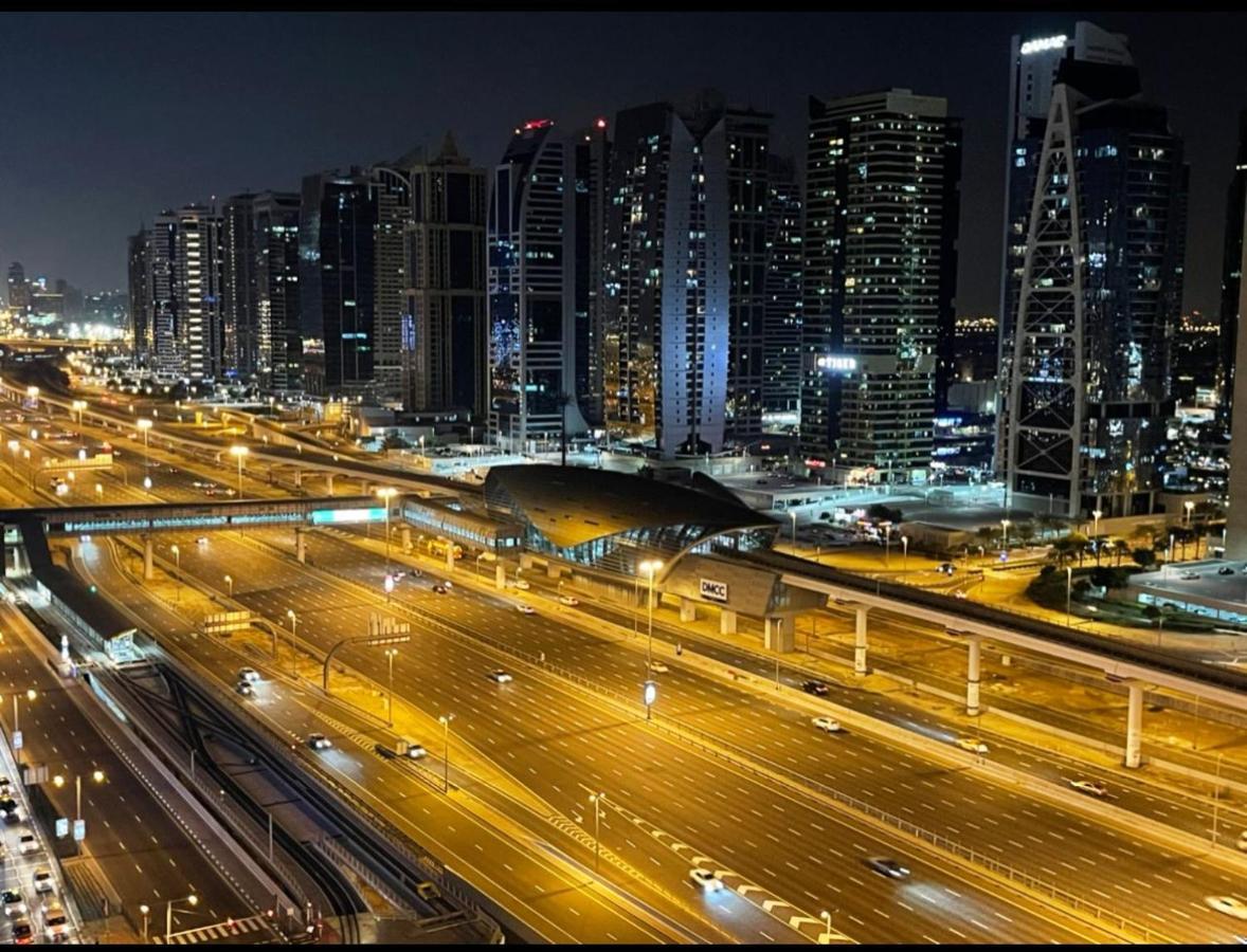 Private Gorgeous Room With Marina View With Shared Kitchen In Shared Apartment Dubai Buitenkant foto