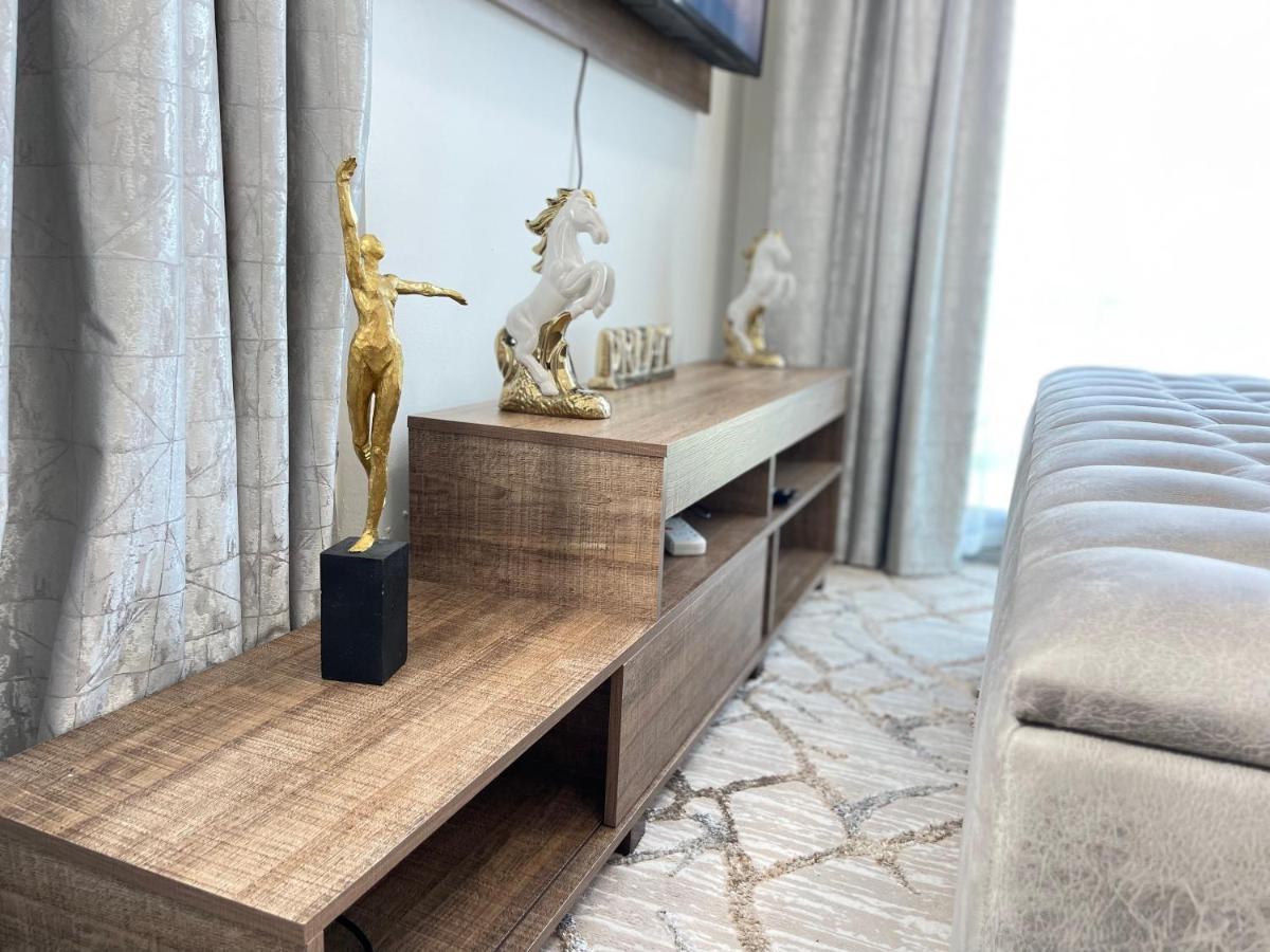 Private Gorgeous Room With Marina View With Shared Kitchen In Shared Apartment Dubai Buitenkant foto