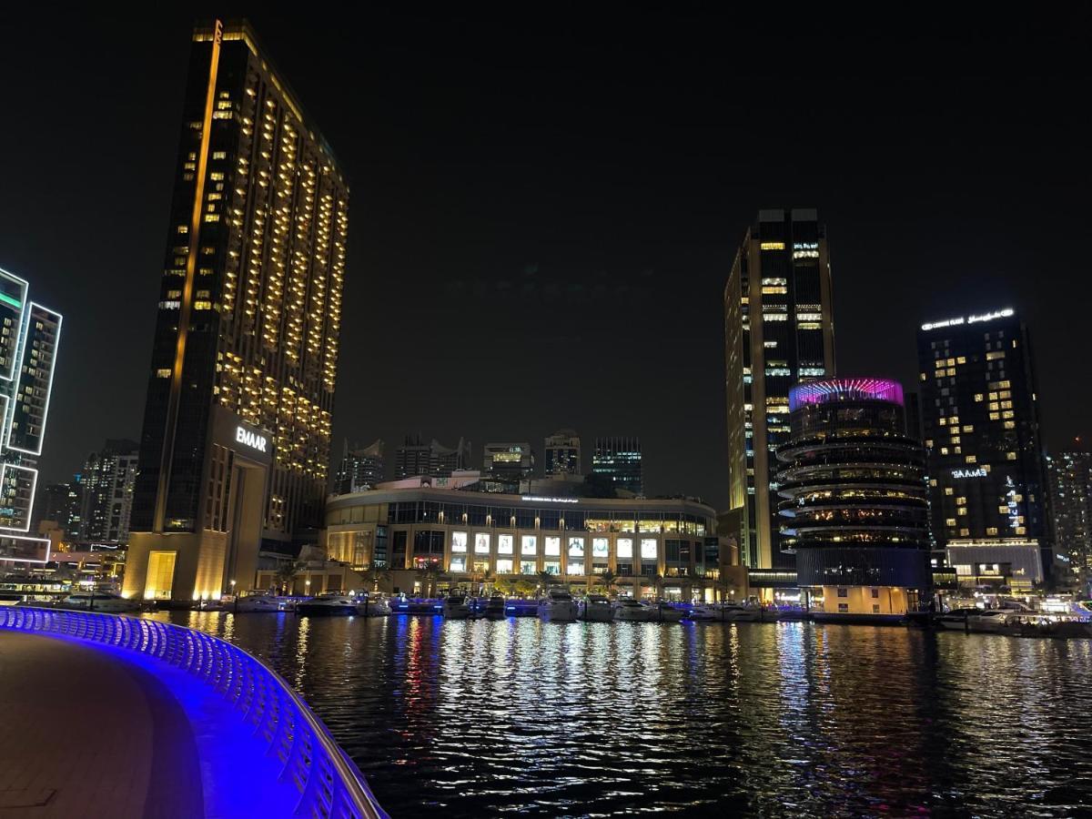 Private Gorgeous Room With Marina View With Shared Kitchen In Shared Apartment Dubai Buitenkant foto